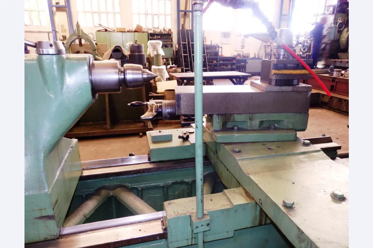 Metalworking Workshop Machinery-27