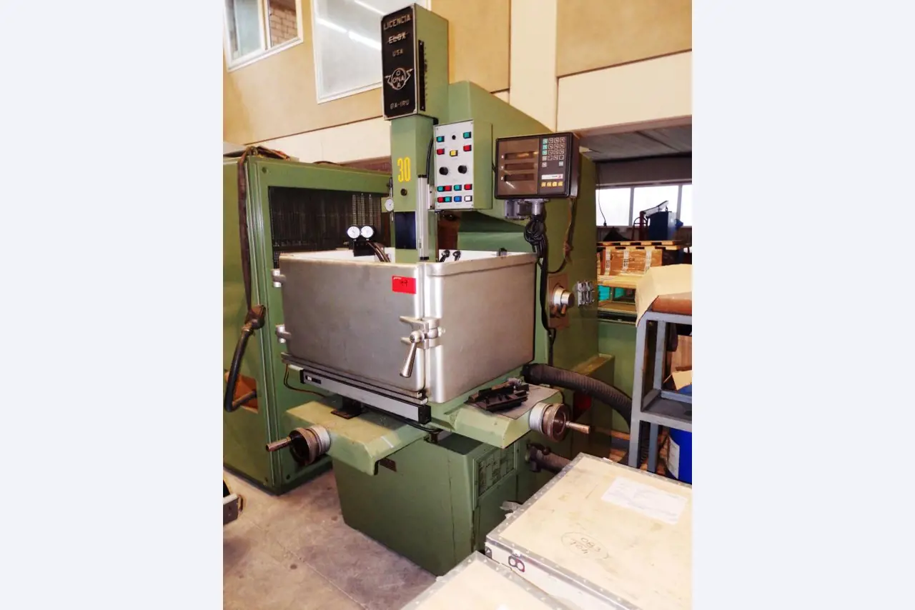 Metalworking Workshop Machinery-33