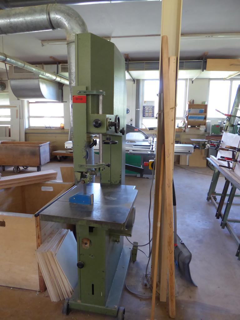 well-maintained woodworking machinery-2