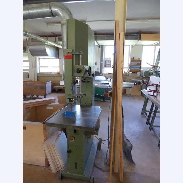 well-maintained woodworking machinery-2