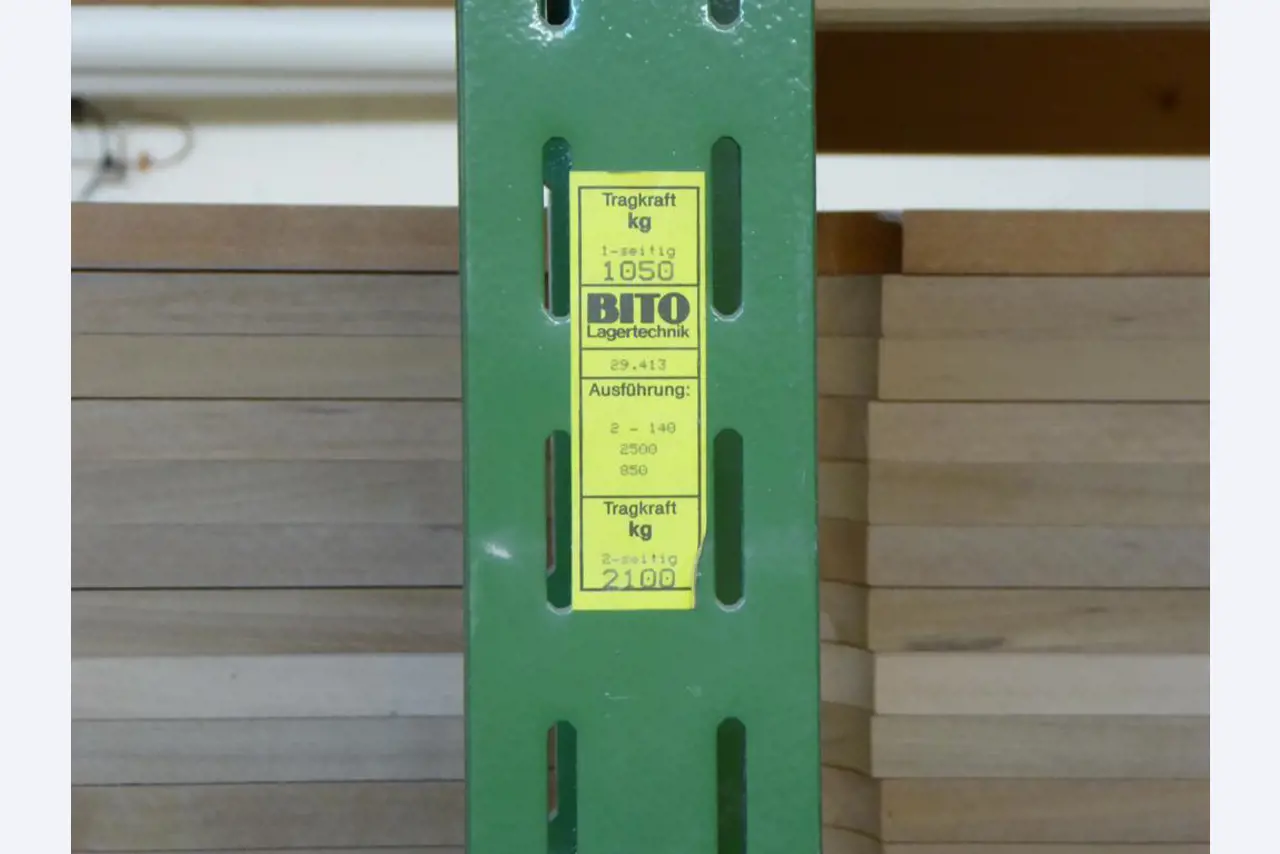 gepflegte Holzbearbeitungsmaschinen-2