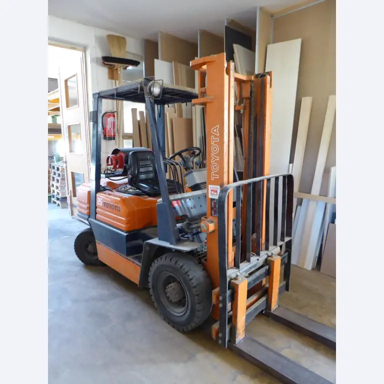 des machines à bois bien entretenues-6