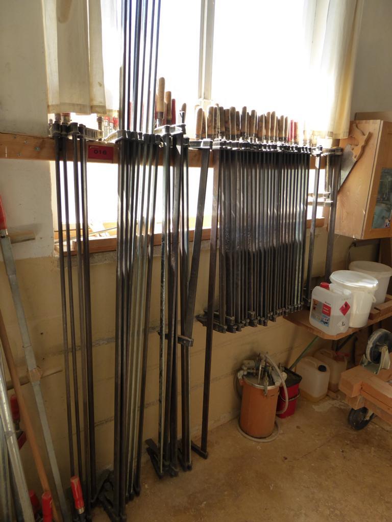 well-maintained woodworking machinery-1