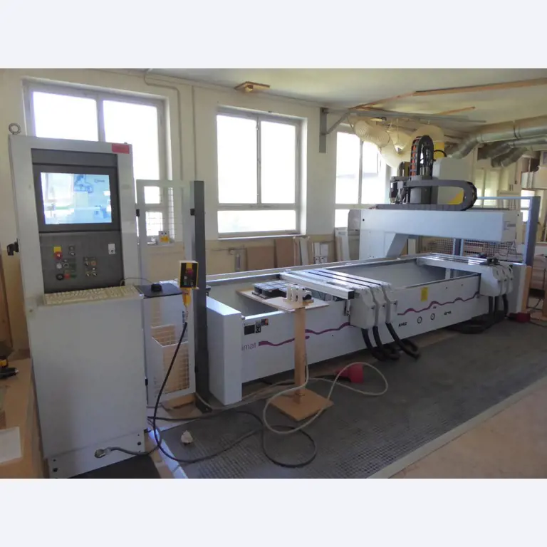 well-maintained woodworking machinery-1