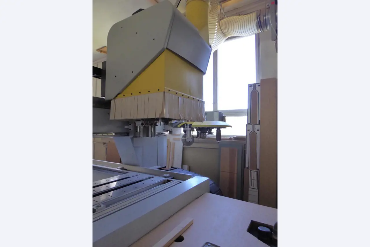 well-maintained woodworking machinery-6