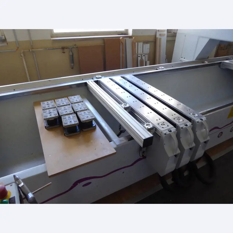 well-maintained woodworking machinery-8