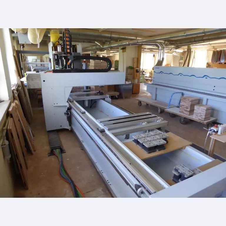 well-maintained woodworking machinery-9