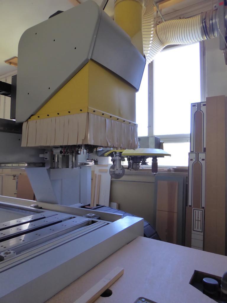 well-maintained woodworking machinery-8