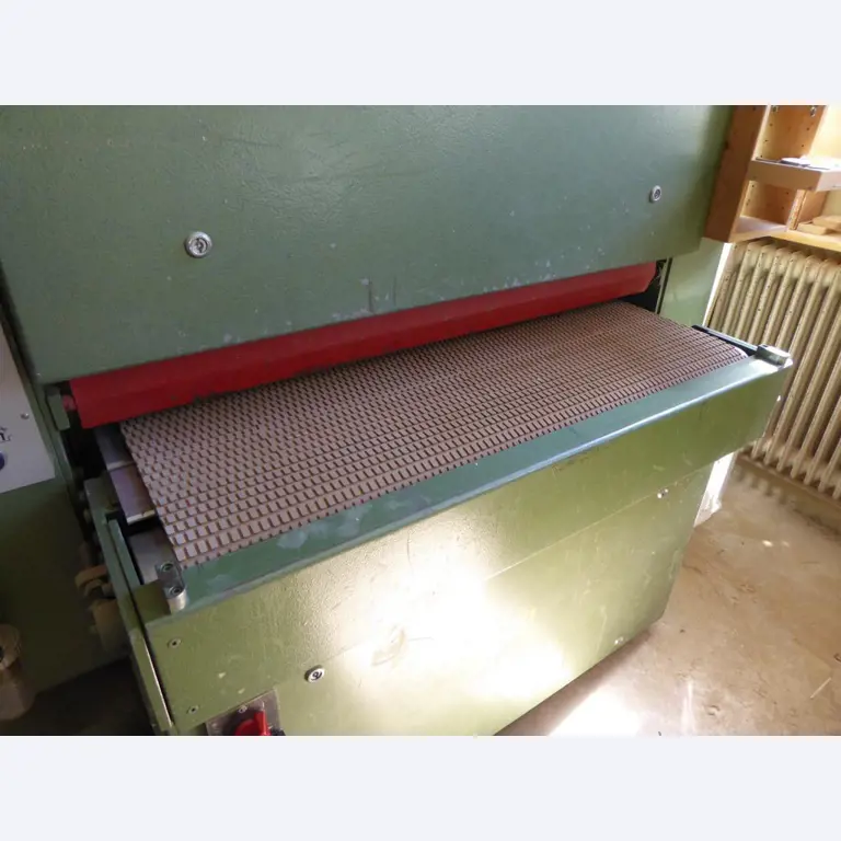 gepflegte Holzbearbeitungsmaschinen-3