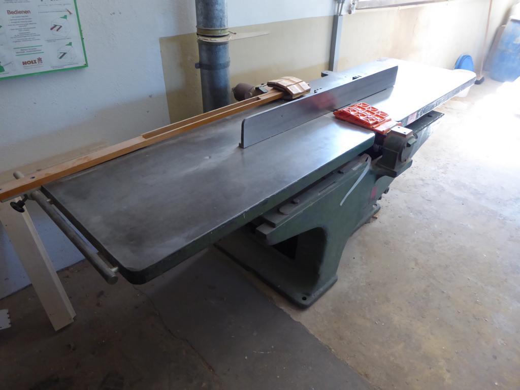 des machines à bois bien entretenues-3