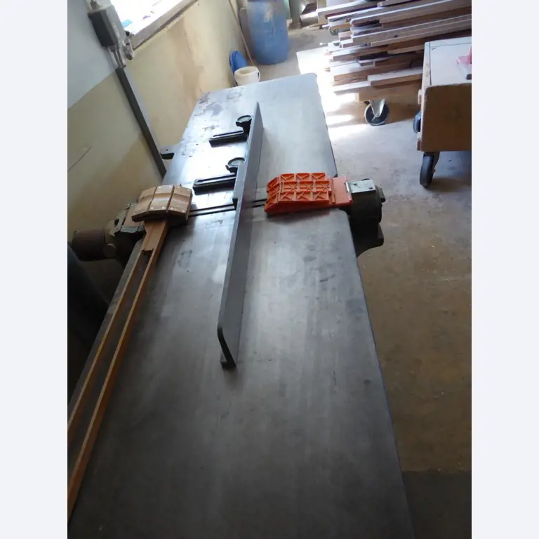 well-maintained woodworking machinery-4