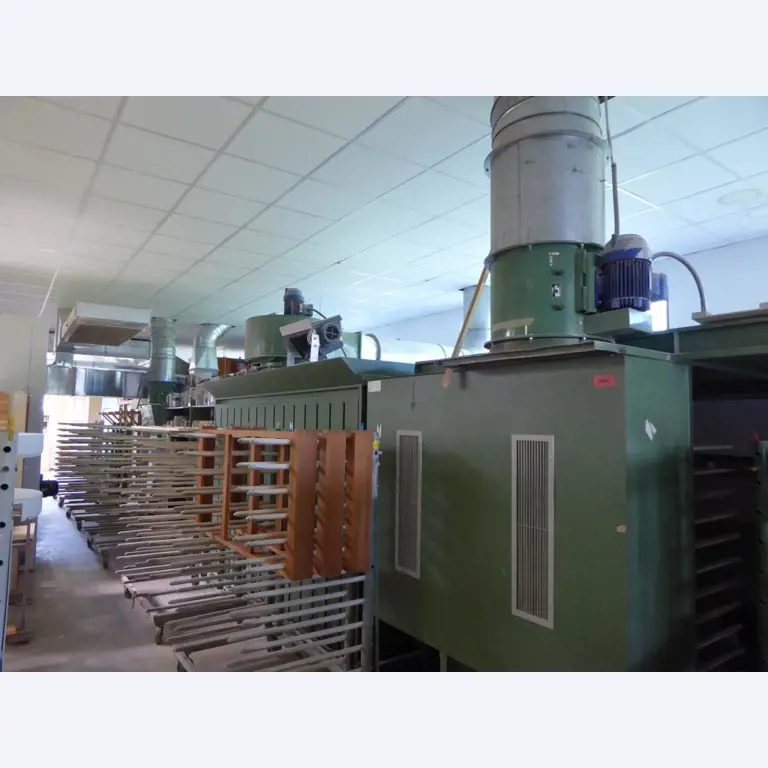 well-maintained woodworking machinery-2