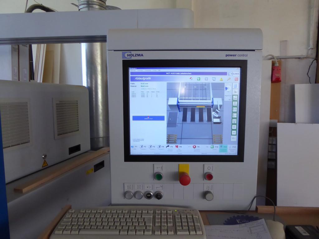 well-maintained woodworking machinery-4