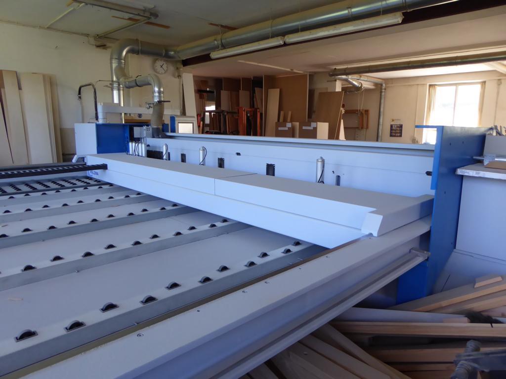 well-maintained woodworking machinery-8