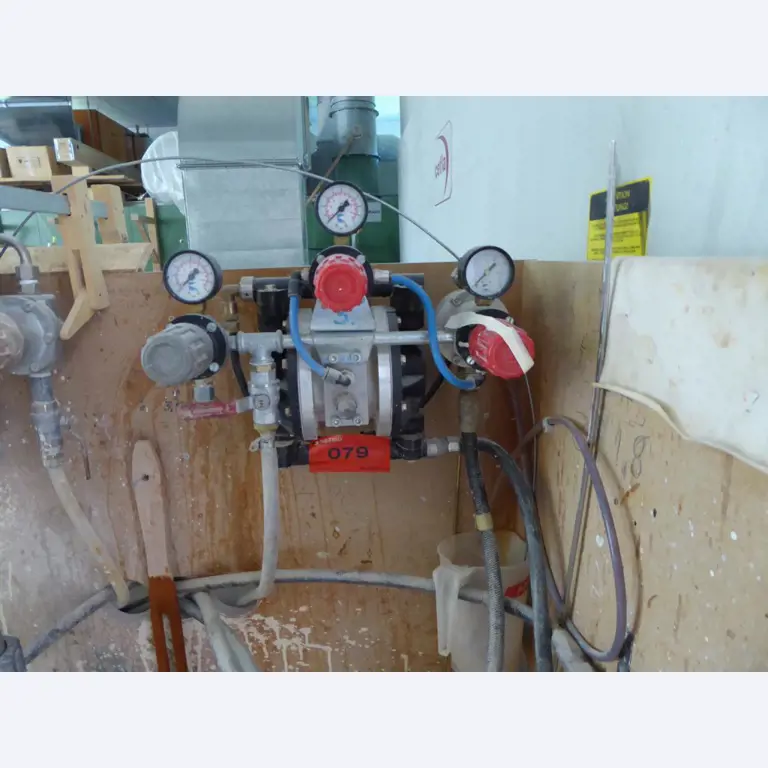 gepflegte Holzbearbeitungsmaschinen-1