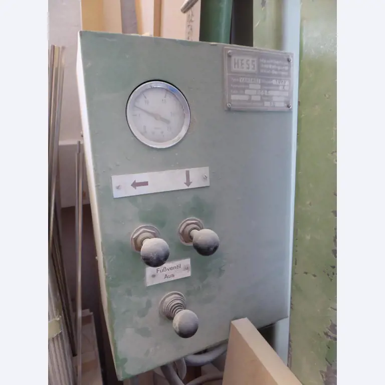 well-maintained woodworking machinery-3