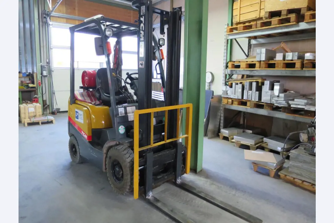 mold making machines (production of shoes lasts)-1