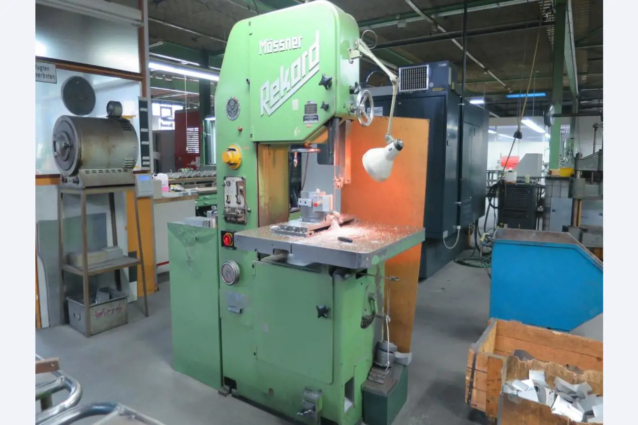 mold making machines (production of shoes lasts)-1