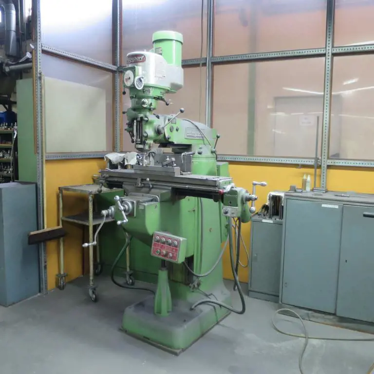 universal milling machine Bridgeport Textron