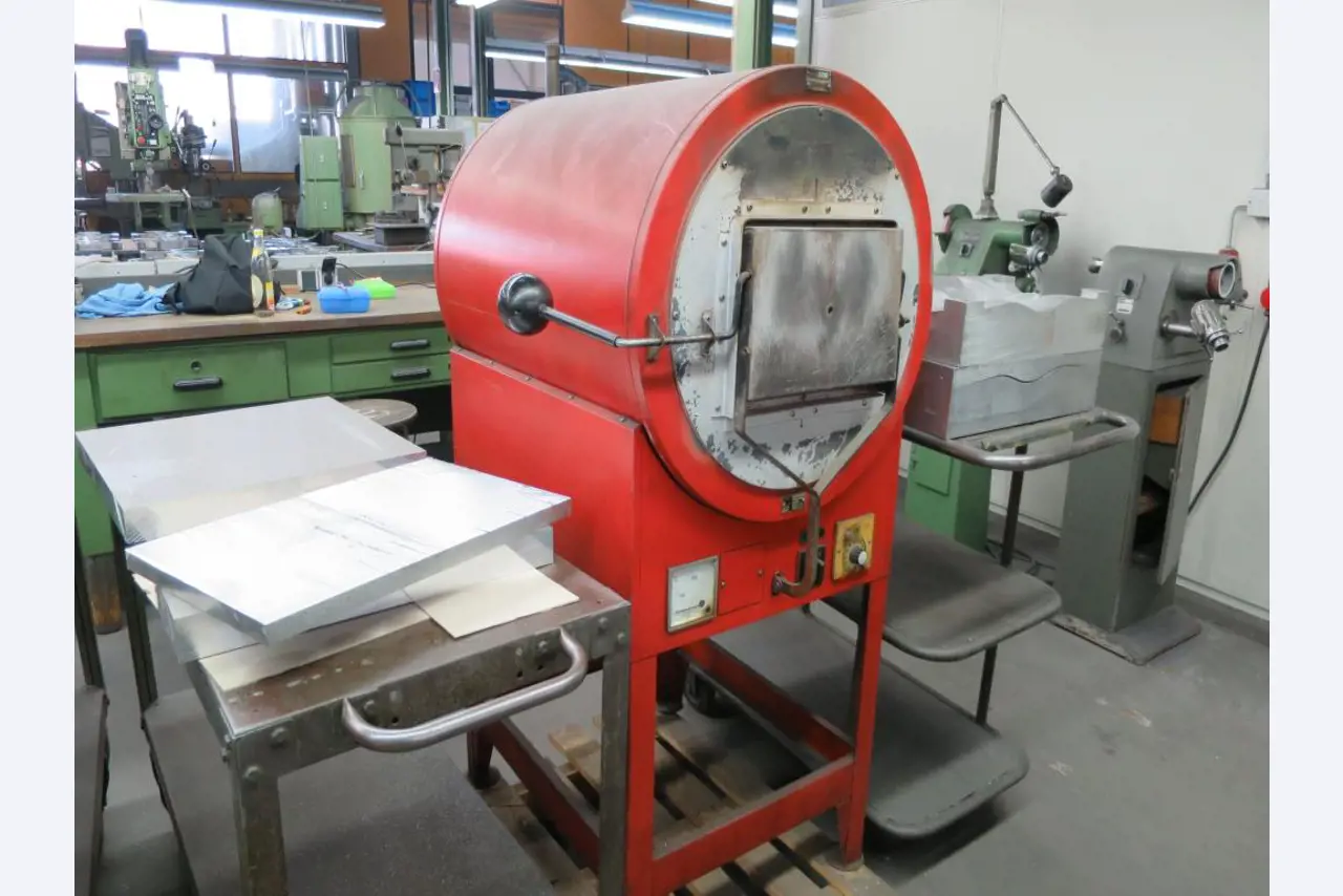 mold making machines (production of shoes lasts)-1
