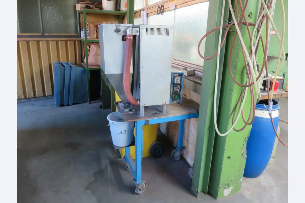 mold making machines (production of shoes lasts)-1