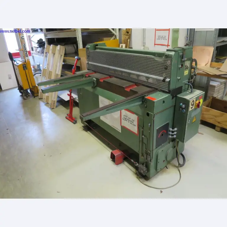 Machines entretenues pour la fabrication de circuits imprimés-1