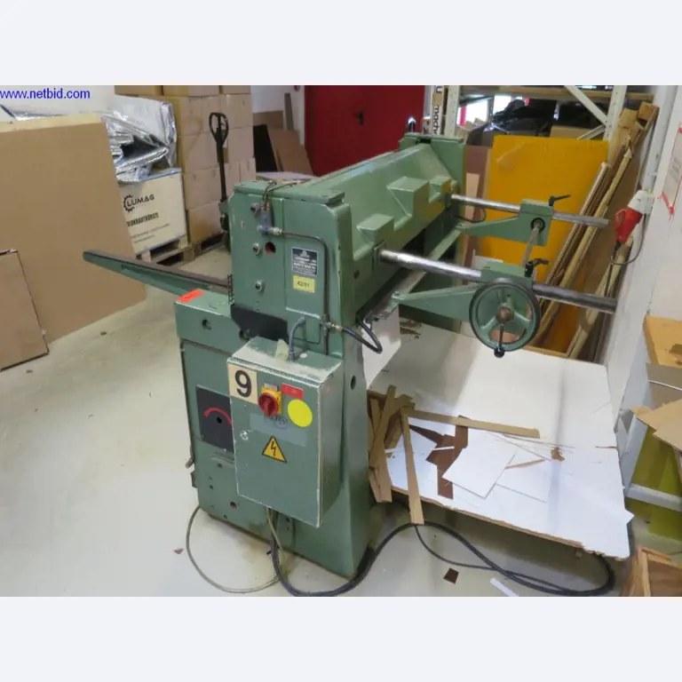 Machines entretenues pour la fabrication de circuits imprimés-3