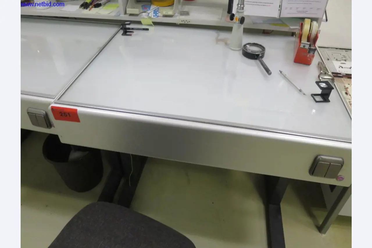 Dobře udržované stroje na výrobu desek s plošnými spoji-1