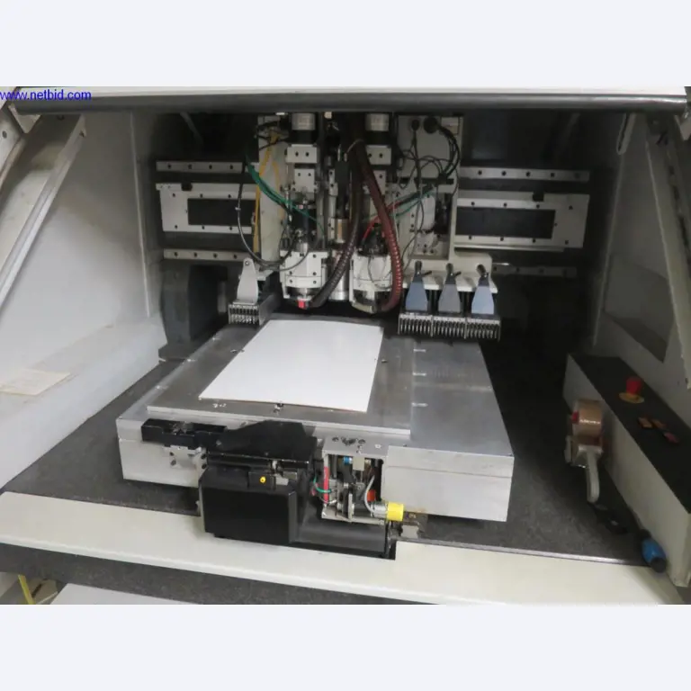 Máquinas bien mantenidas para la producción de circuitos impresos-2