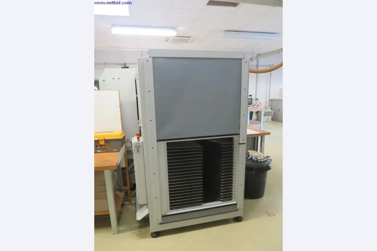 Machines entretenues pour la fabrication de circuits imprimés-4