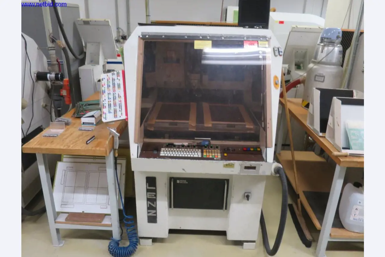 Máquinas bien mantenidas para la producción de circuitos impresos-1