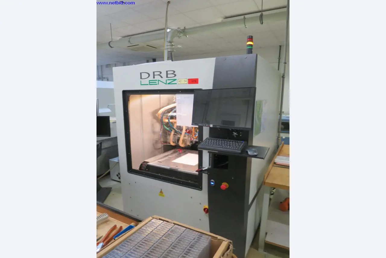 Dobře udržované stroje na výrobu desek s plošnými spoji-1