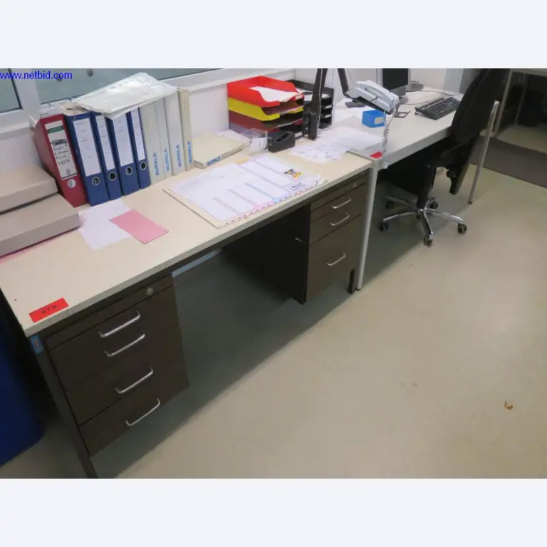 Dobře udržované stroje na výrobu desek s plošnými spoji-1