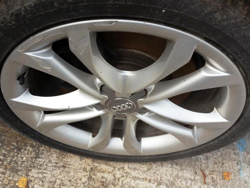 Vários veículos a motor-13