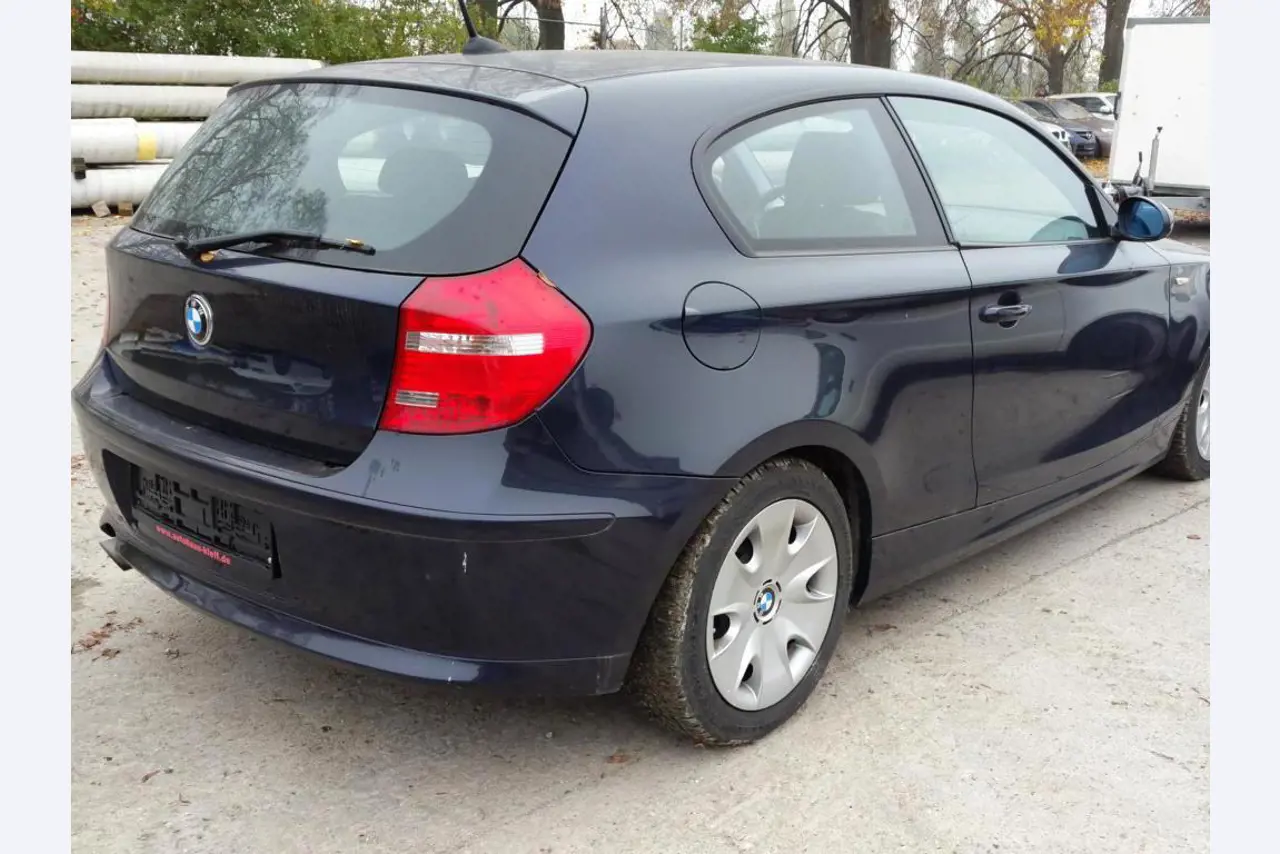 divers véhicules à moteur-3