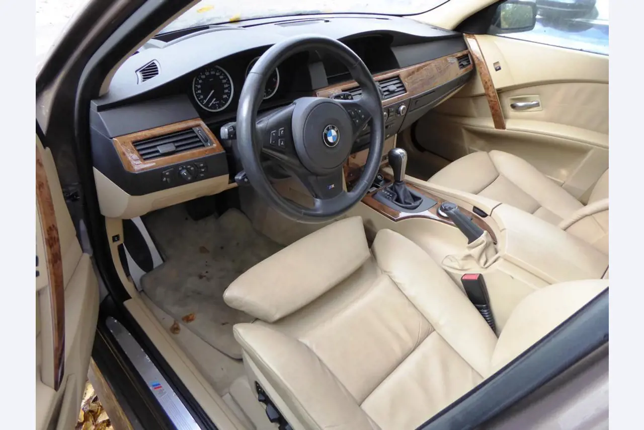 divers véhicules à moteur-4