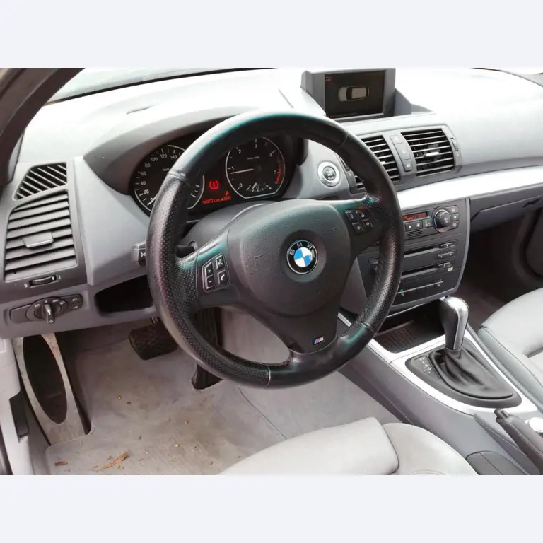 divers véhicules à moteur-5