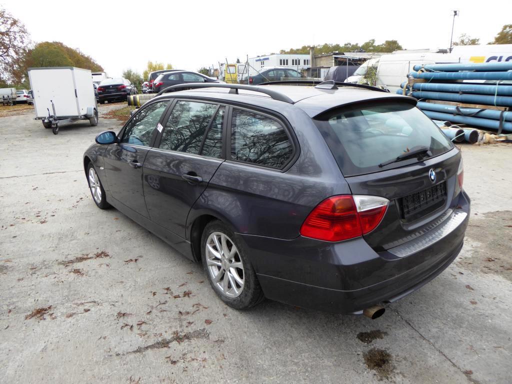 Vários veículos a motor-4