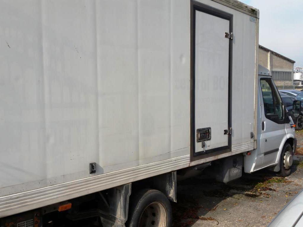 Vários veículos a motor-4