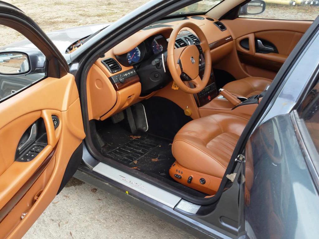 Vários veículos a motor-15