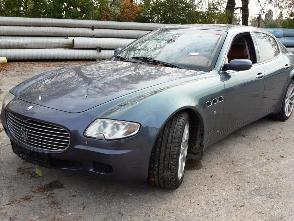 Vários veículos a motor-1