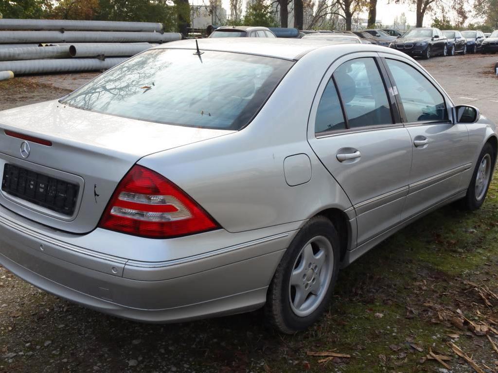 Vários veículos a motor-3