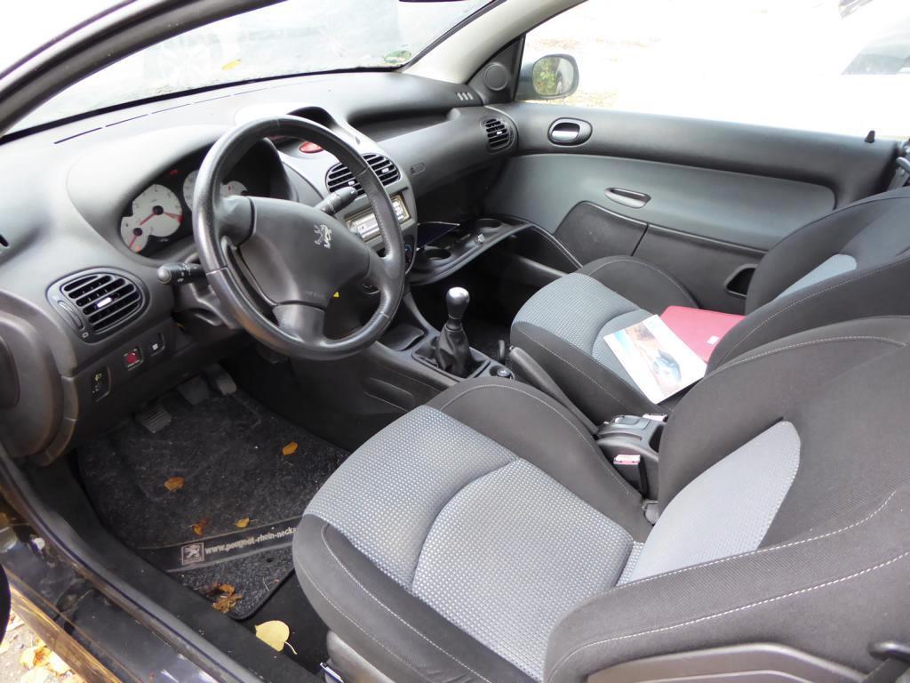 Vários veículos a motor-9