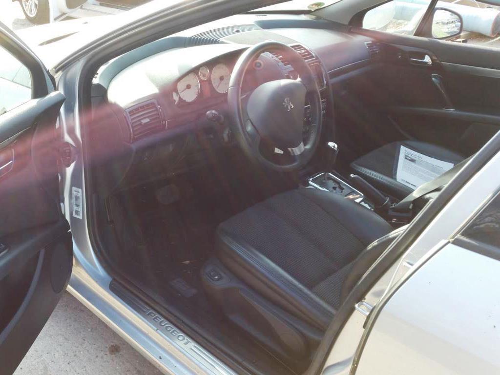 Vários veículos a motor-6