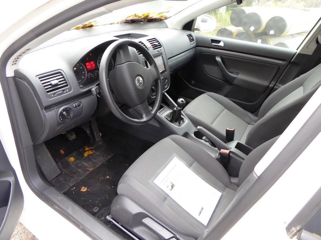 Vários veículos a motor-12