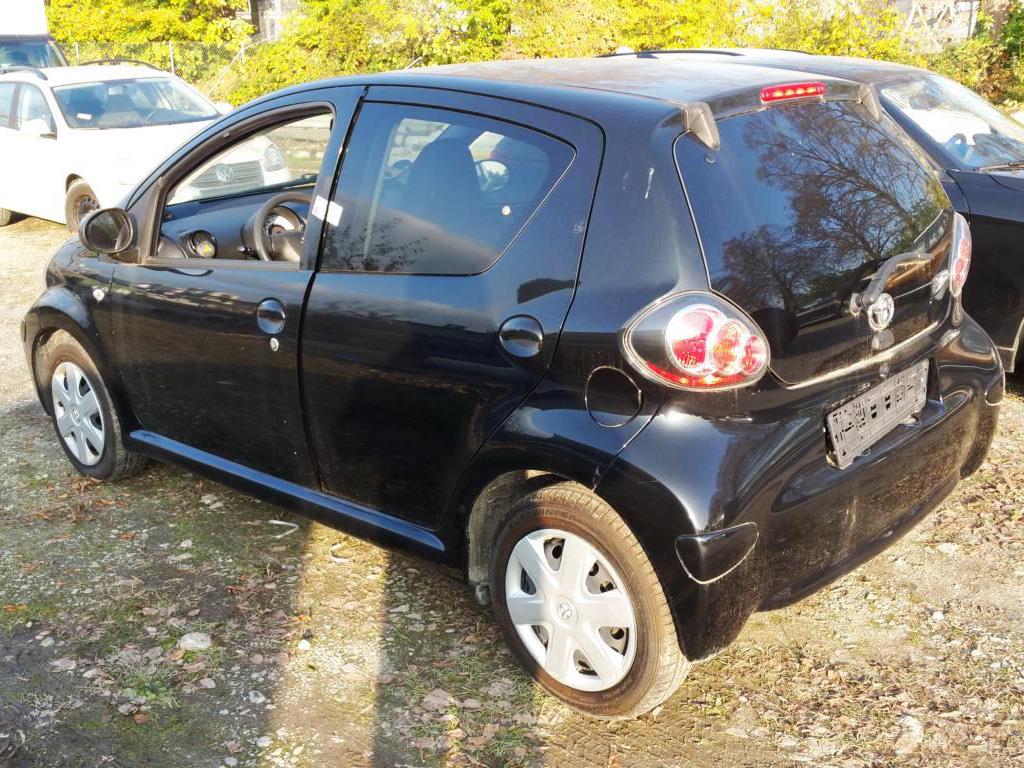 Vários veículos a motor-2