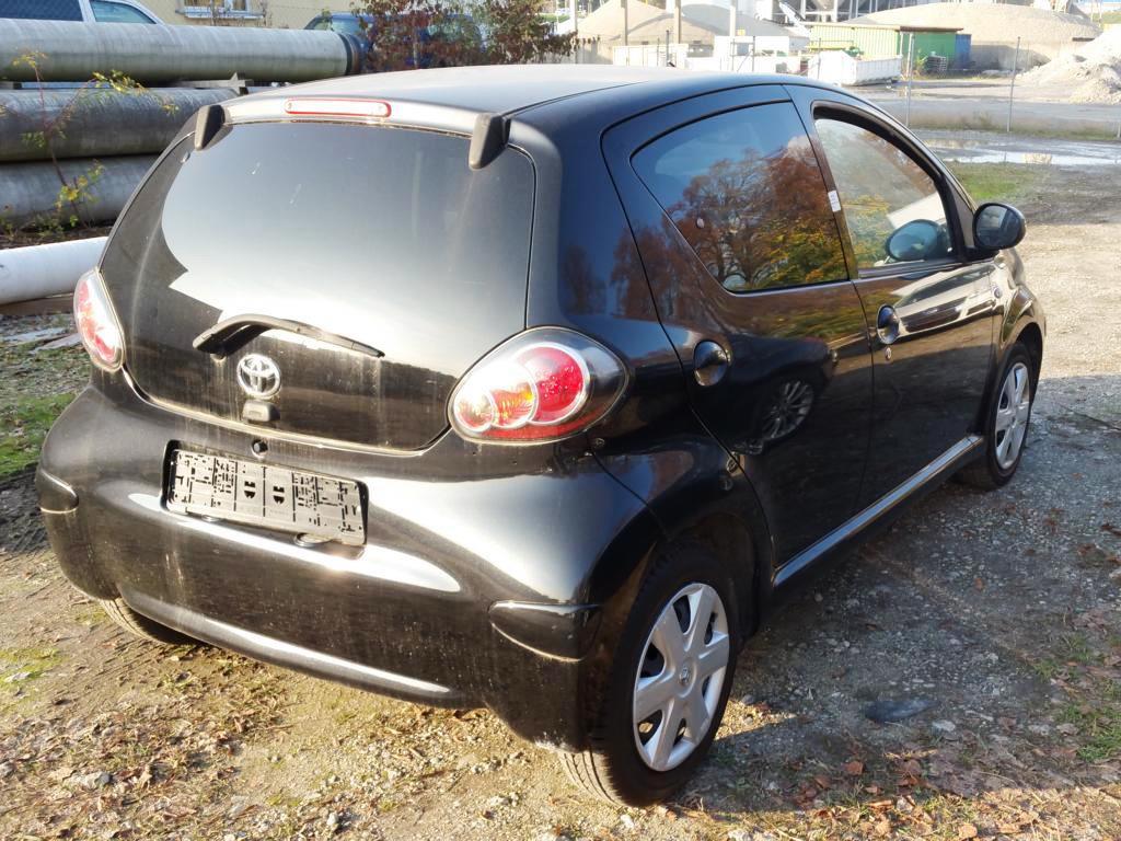 Vários veículos a motor-3