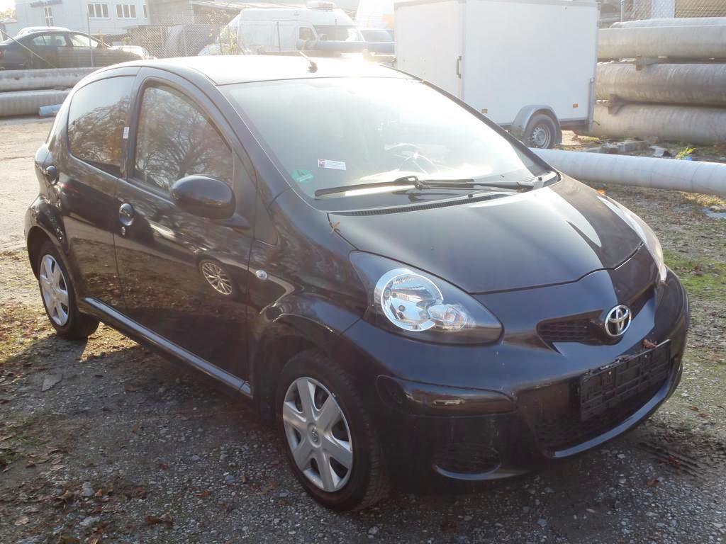 Vários veículos a motor-4