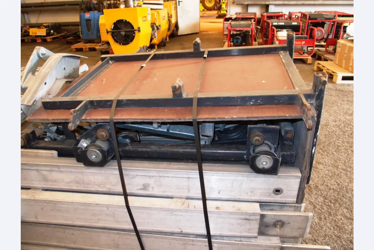 premium office and conference room equipment-2