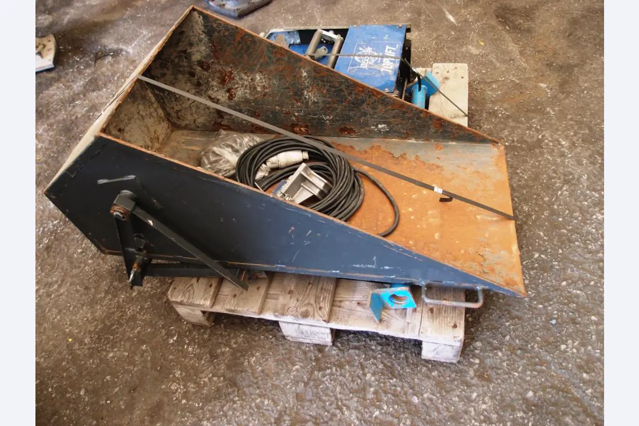 premium office and conference room equipment-4